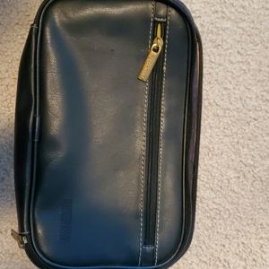Kenneth Cole Reaction Men's Travel Grooming Case